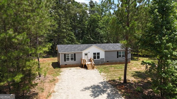 2126 Amberly Road, Elberton