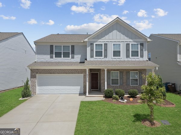 840 Royal Red Court, McDonough