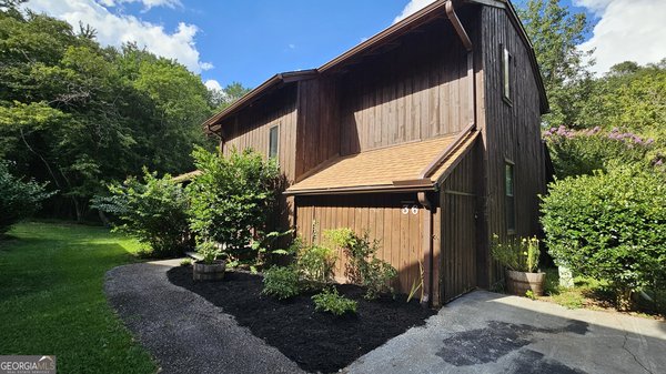 36 Fairway Lane, Peachtree City