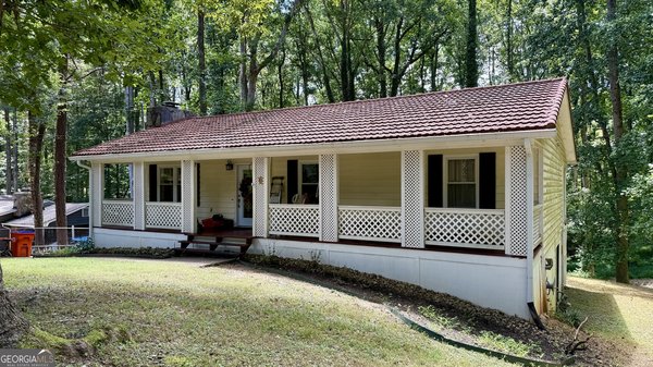 182 Oak Forest Drive, Canton