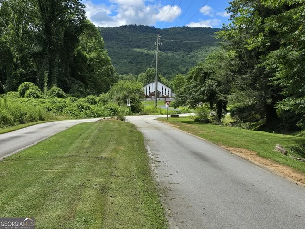 300 Ginger Creek Lane, Clayton