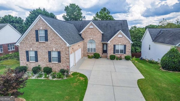 3345 Stoneleigh Run Drive, Buford