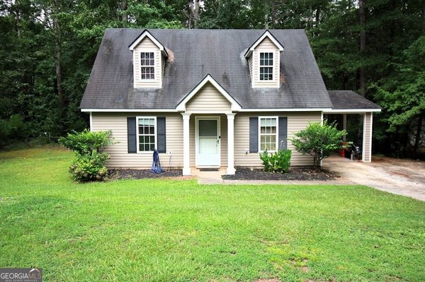 43 Warner Drive, Newnan