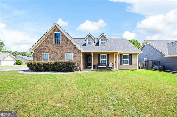 6 Keystone Lane, Rome