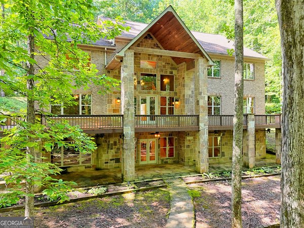 876 Whitetail Trail, Clayton