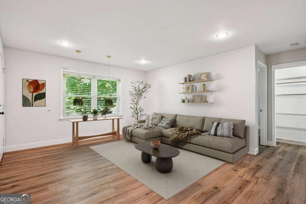 1010 Scott Boulevard, Decatur