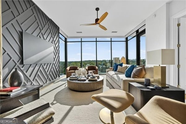 2520 Peachtree Road, Atlanta