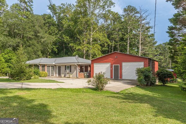 6652 Ridge Road, Hiram