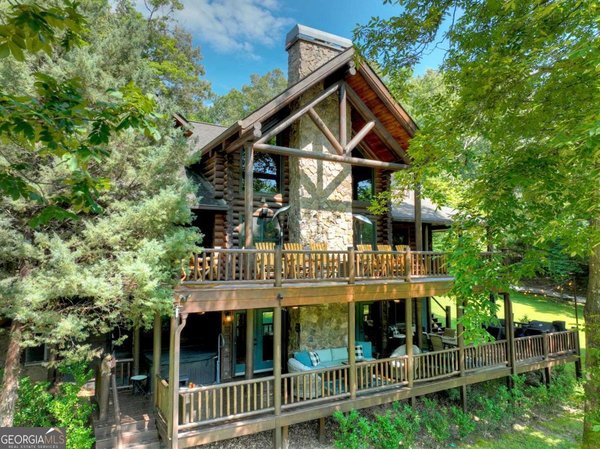 505 Old Salem Road, Mineral Bluff