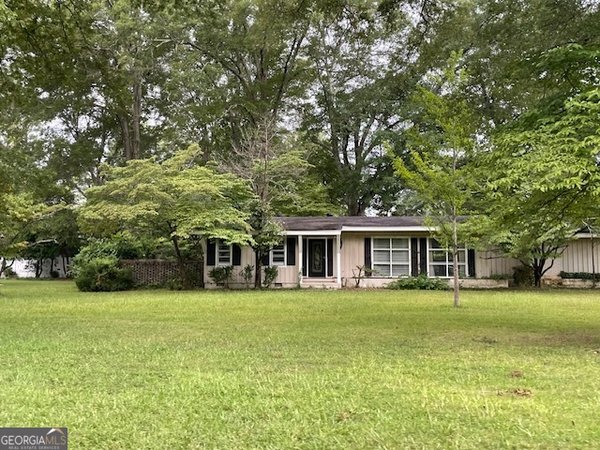 443 Cave Spring Street, Cedartown