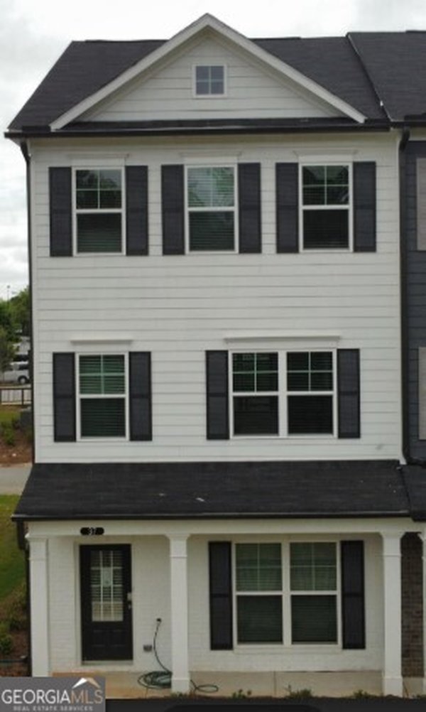 37 Cobalt Lane, Newnan