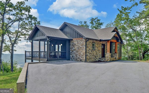 657 Winding View Trail, Clayton