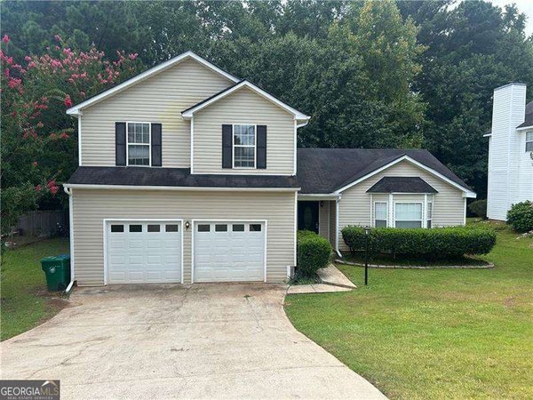2420 Briar Knoll Road, Lithonia