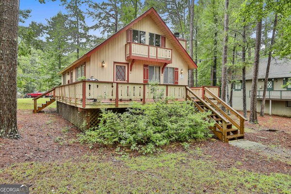 87 St. Moritz Drive, Pine Mountain
