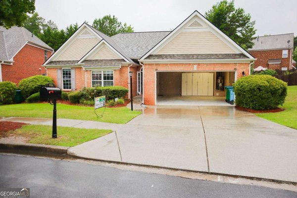 1526 Lechemin Drive, Snellville