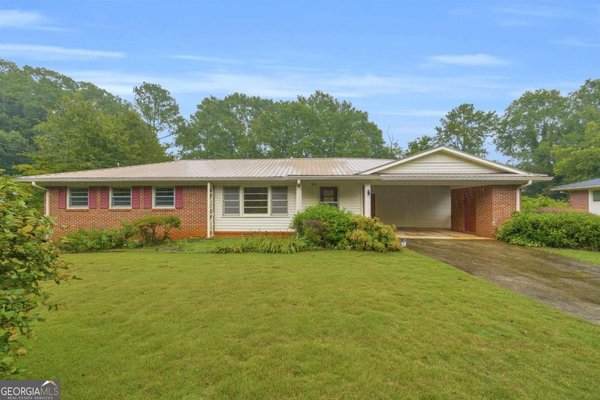 411 College Circle, Athens