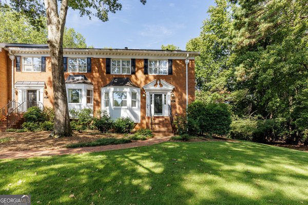 5377 Trentham Drive, Dunwoody