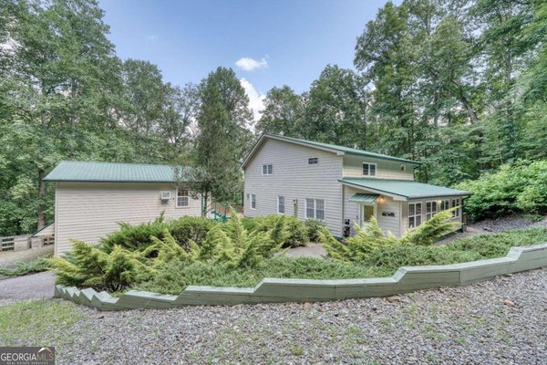 317 Collins Creek Road, Hiawassee