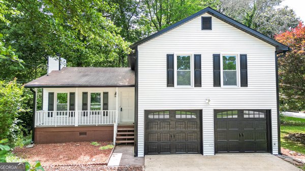 101 Summer Pond Trail, Lawrenceville