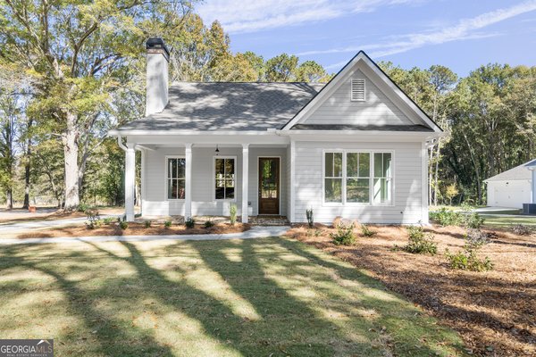 679 College Drive, Madison