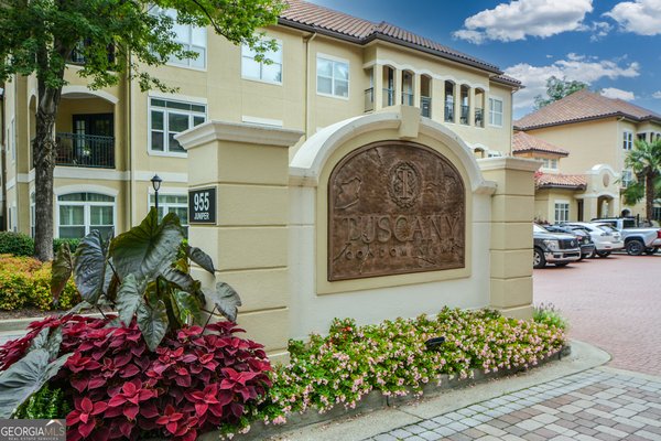 955 Juniper Street, Atlanta