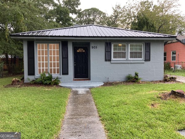 905 Cubbedge Street, Savannah