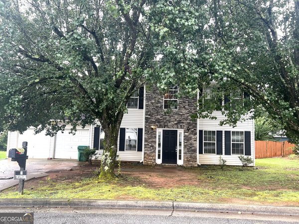 4395 Ward Bluff Court, Ellenwood