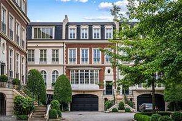 2288 Peachtree Road, Atlanta