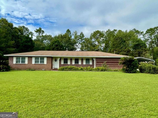 803 Barnard Street, Glennville