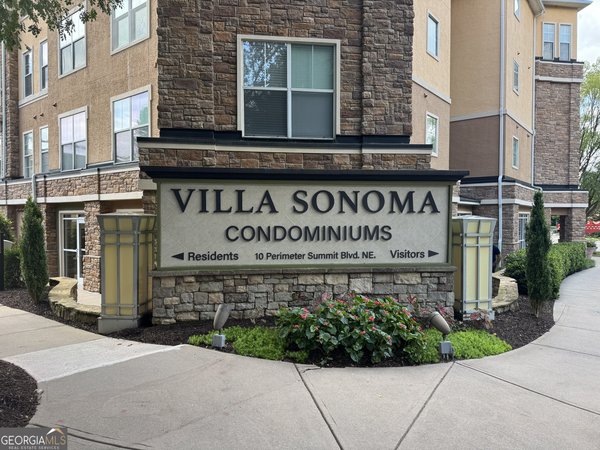 10 Perimeter Summit Boulevard, Atlanta