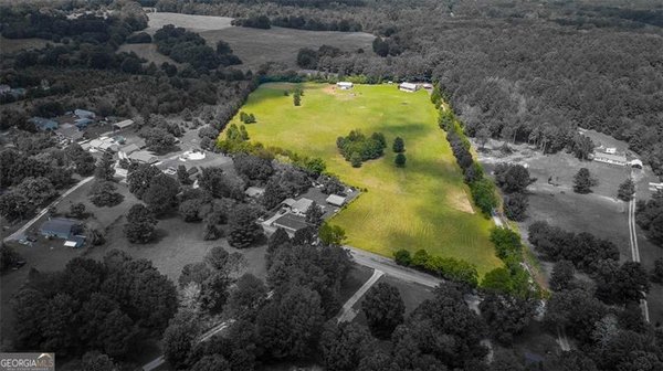 1337 ABRAMS Road, Silver Creek