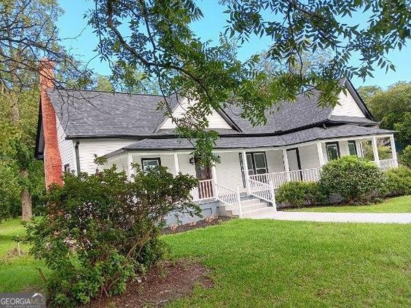 106 Line Street, Dexter