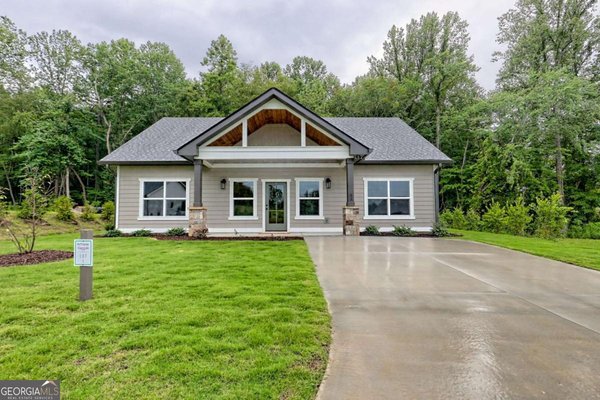 61 McTyeire Drive, Young Harris