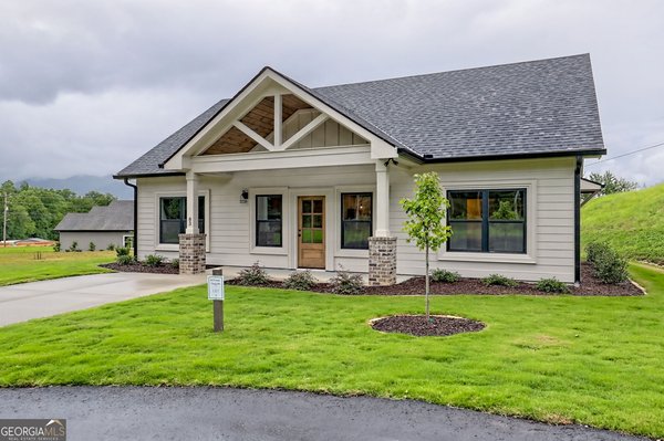 83 McTyeire Drive, Young Harris