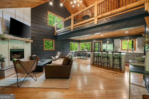 149 Happy Hollow Lane, Mineral Bluff