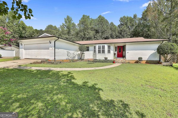 285 Nectarine Drive, Newnan