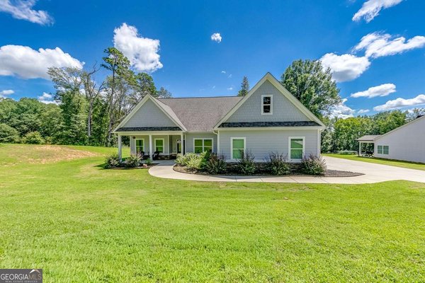 235 Mountain Creek Drive, Pendergrass