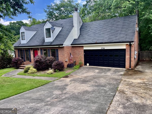 256 Cherokee Ridge, Athens