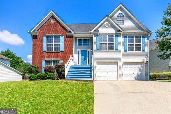 1241 CREEKVIEW Circle, Riverdale