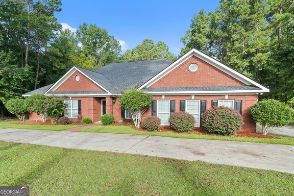211 Greystone Drive, Milledgeville