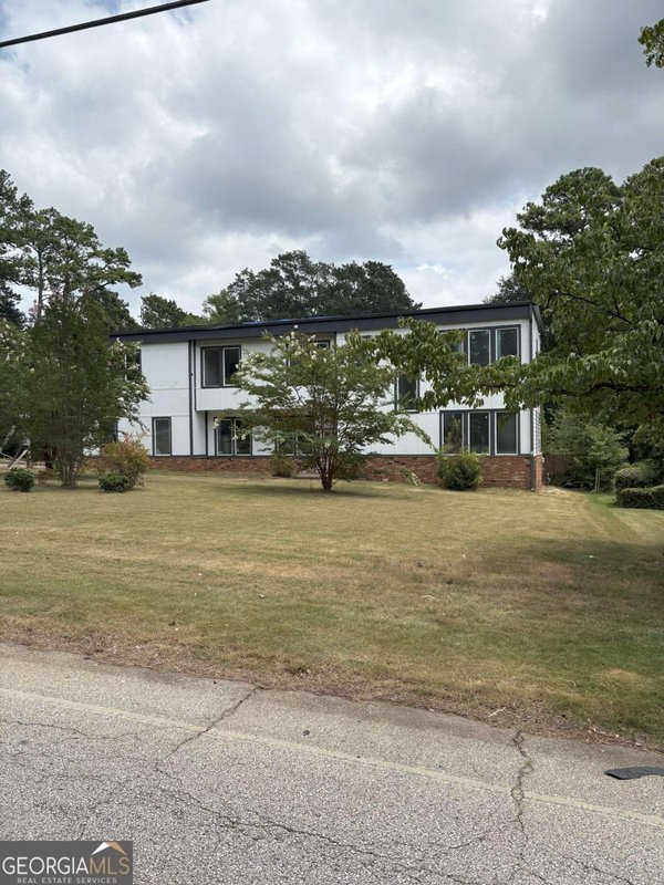 2688 Columbia Drive, Decatur