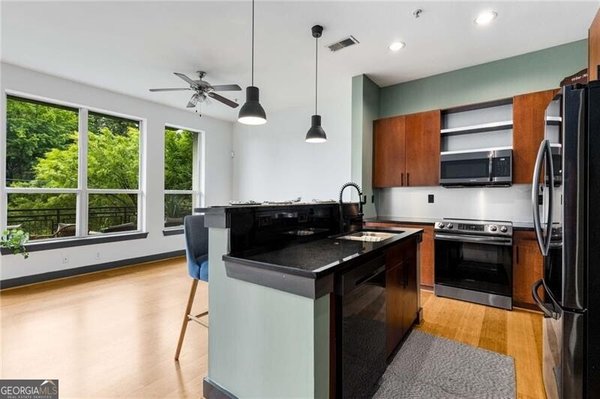 747 Ralph Mcgill Boulevard, Atlanta