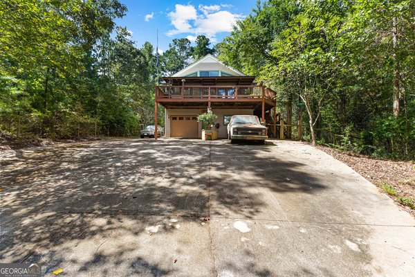 329 Chick-A-Dee Court, Monticello