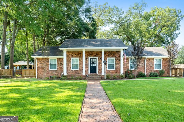 177 College Street, McDonough