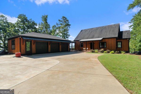 4096 Big Water East Road, Sparta