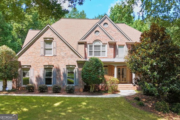 195 Woodcliff Court, Suwanee