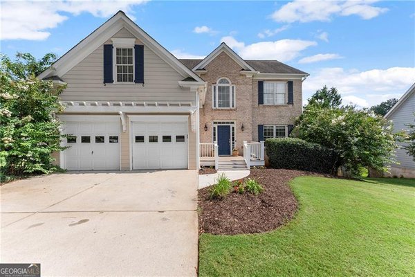 8455 Woodland View Drive, Gainesville