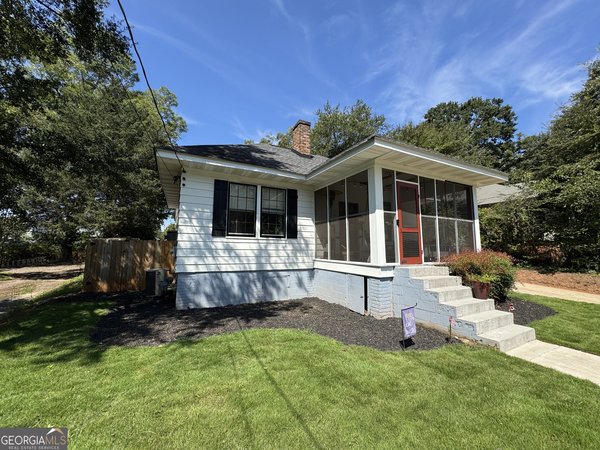 185 First Street, Athens