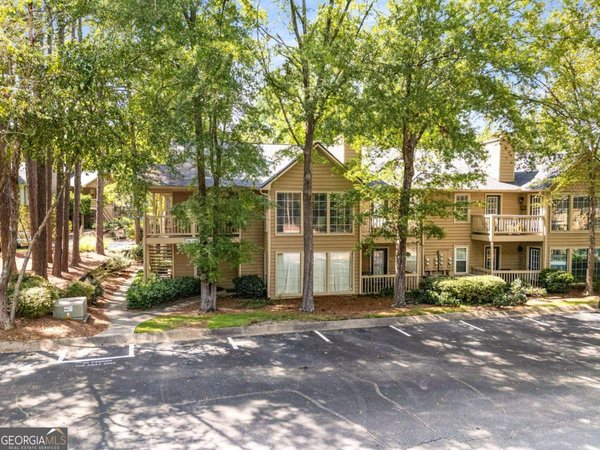 307 COUNTRY PARK Drive, Smyrna