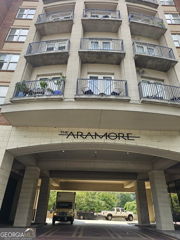 2277 Peachtree Road, Atlanta